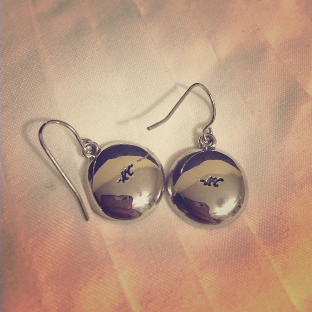 Kenneth Cole Ear Rings - Picture 2 of 2