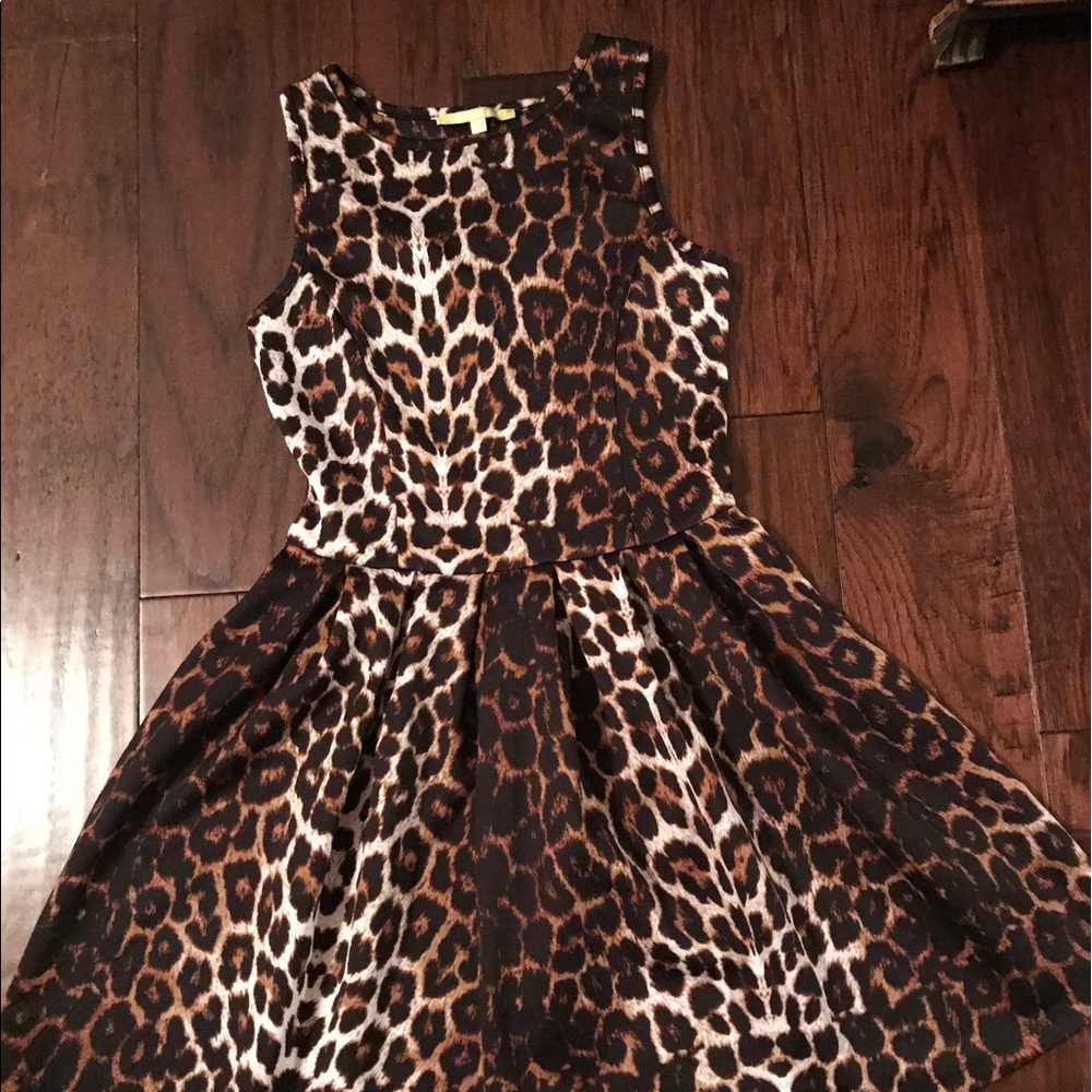 Gianni Bini leopard print dress