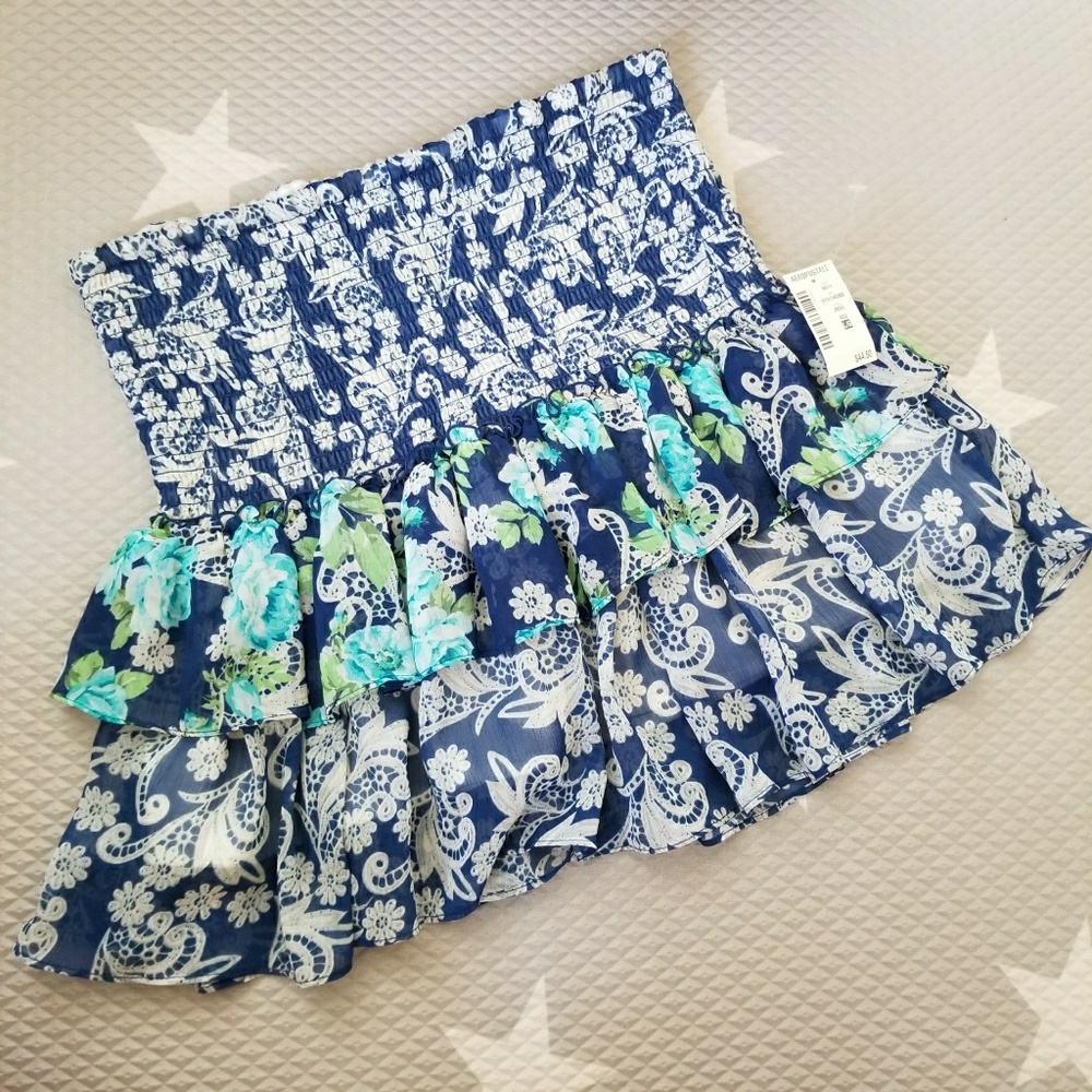 Aeropostale Flower Printed Ruffle Strapless Top L