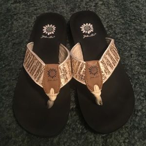 Yellow box sandals