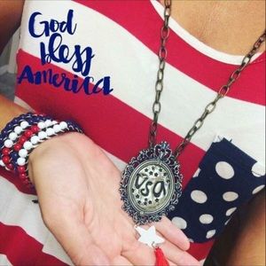 Plunder necklace and matching wrap