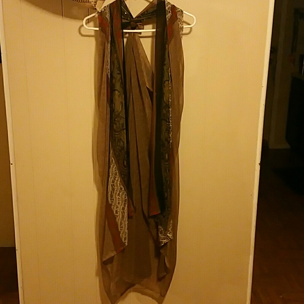 Cover up, brown tones