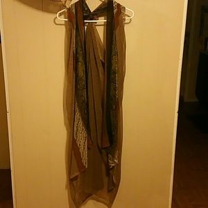 Cover up, brown tones