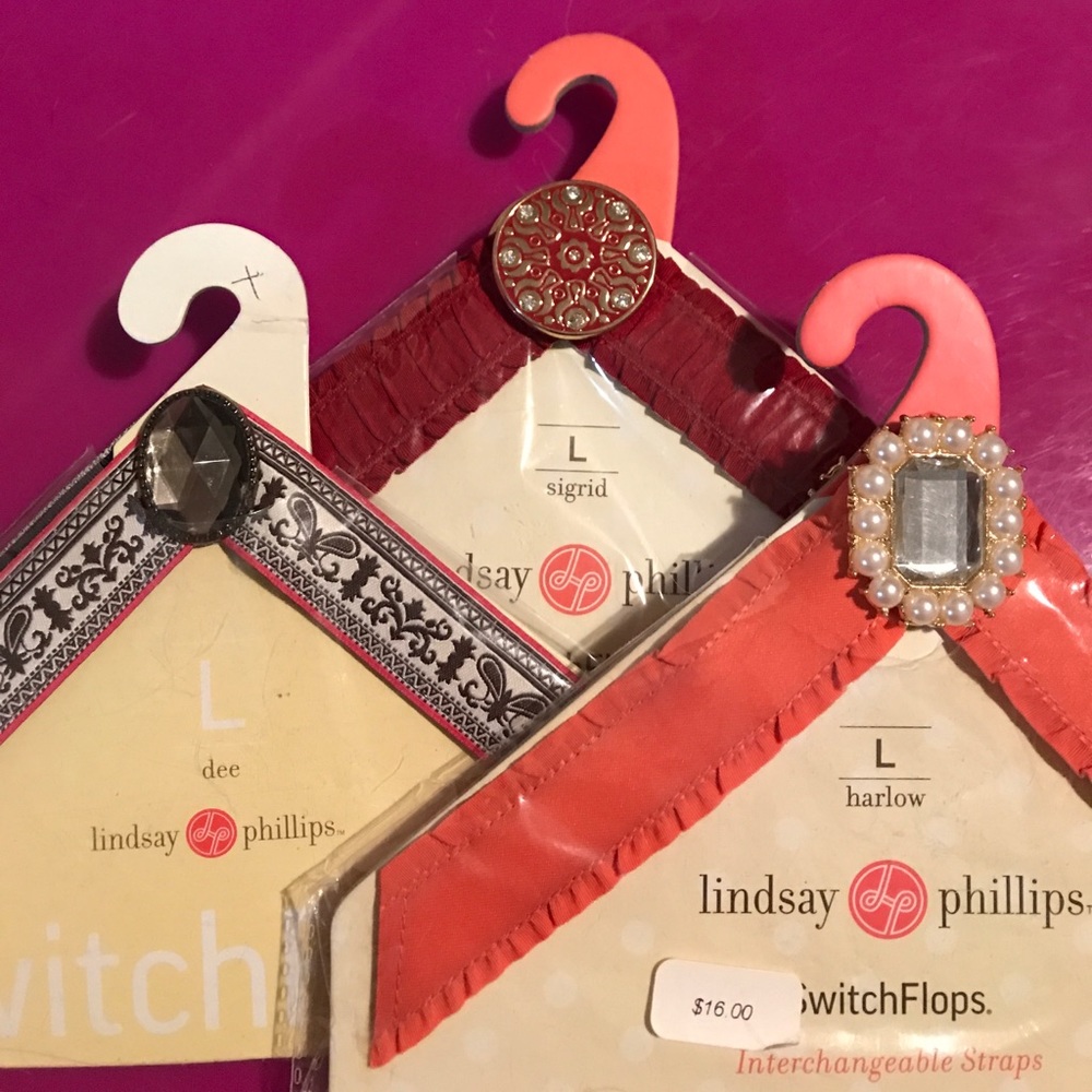 Lindsay Phillips switches Large