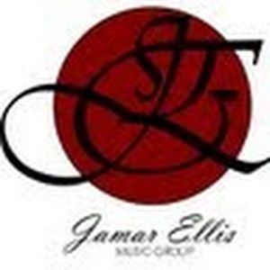 Meet your Posher, Avery