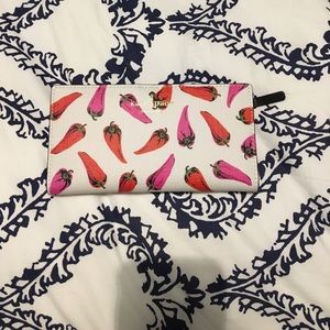 NWT KATE SPADE PEPPERS WALLET