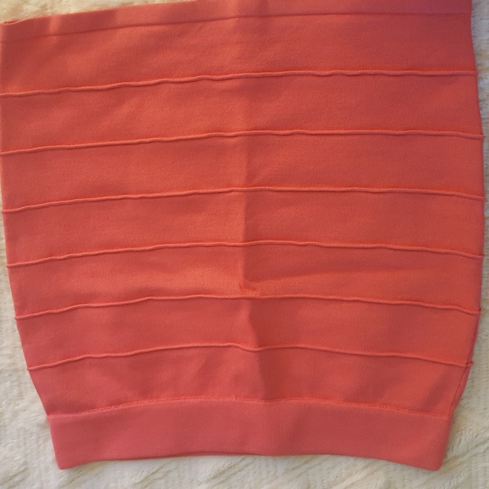 Coral skirt