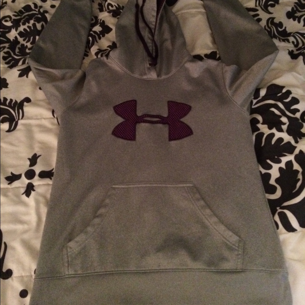 UA storm hoodie PRICE IS FIRM🔒🔒