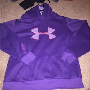 Under armour sweatshirt
