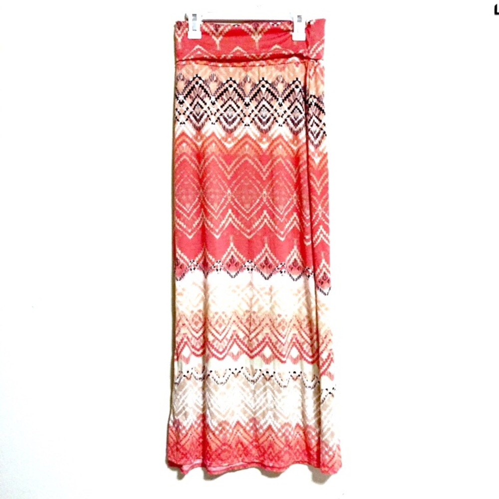 NEW. Summer Skirt