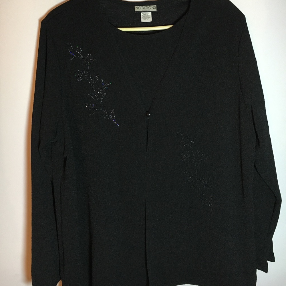 Beautiful black skirt suit. Top size 2X skirt 1X