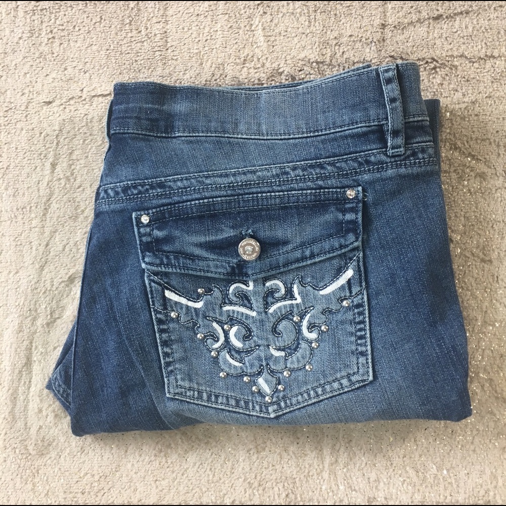 White House Black Market | Ankle Jeans