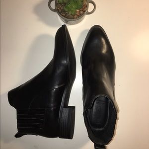 Black pointed booties