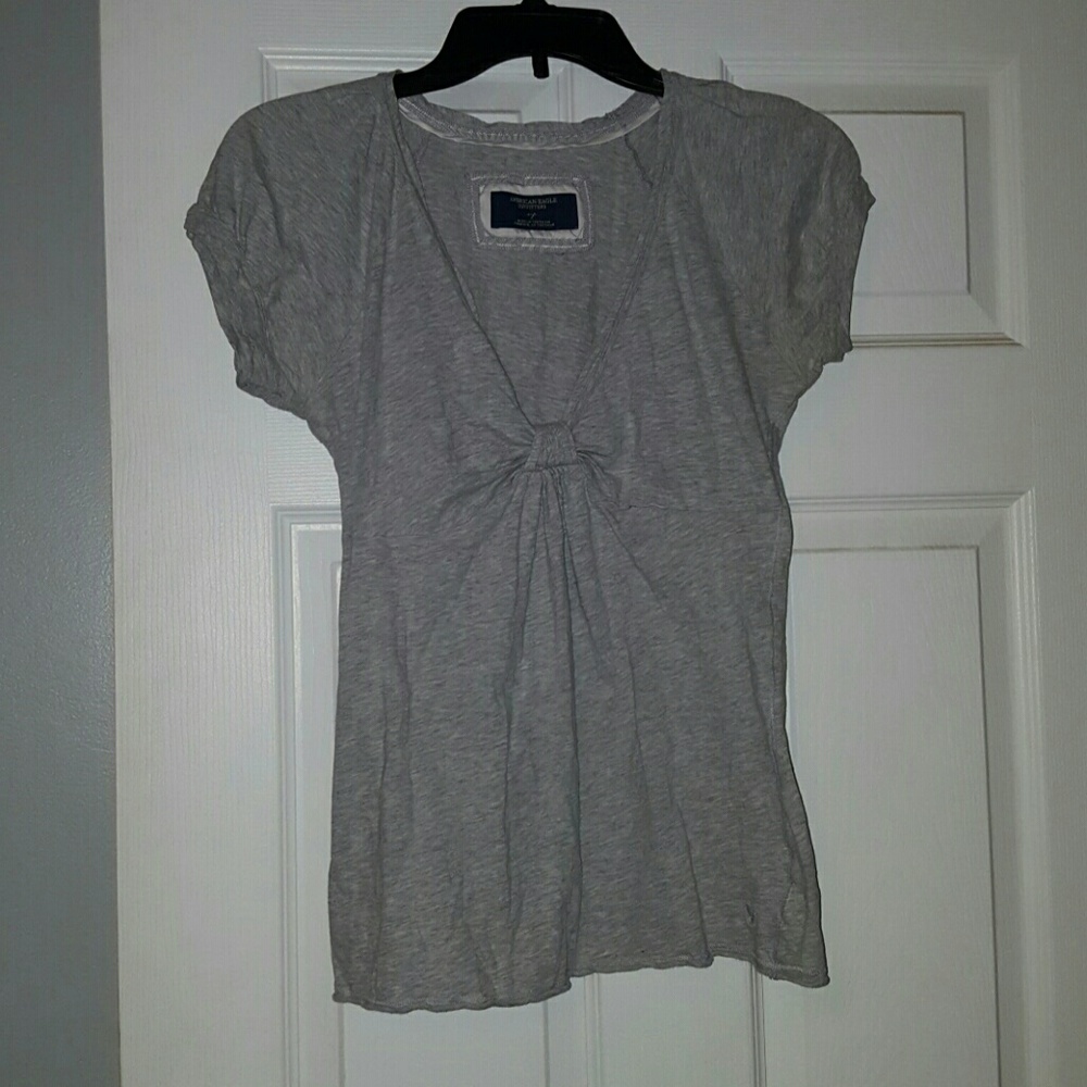 Grey American Eagle shirt
