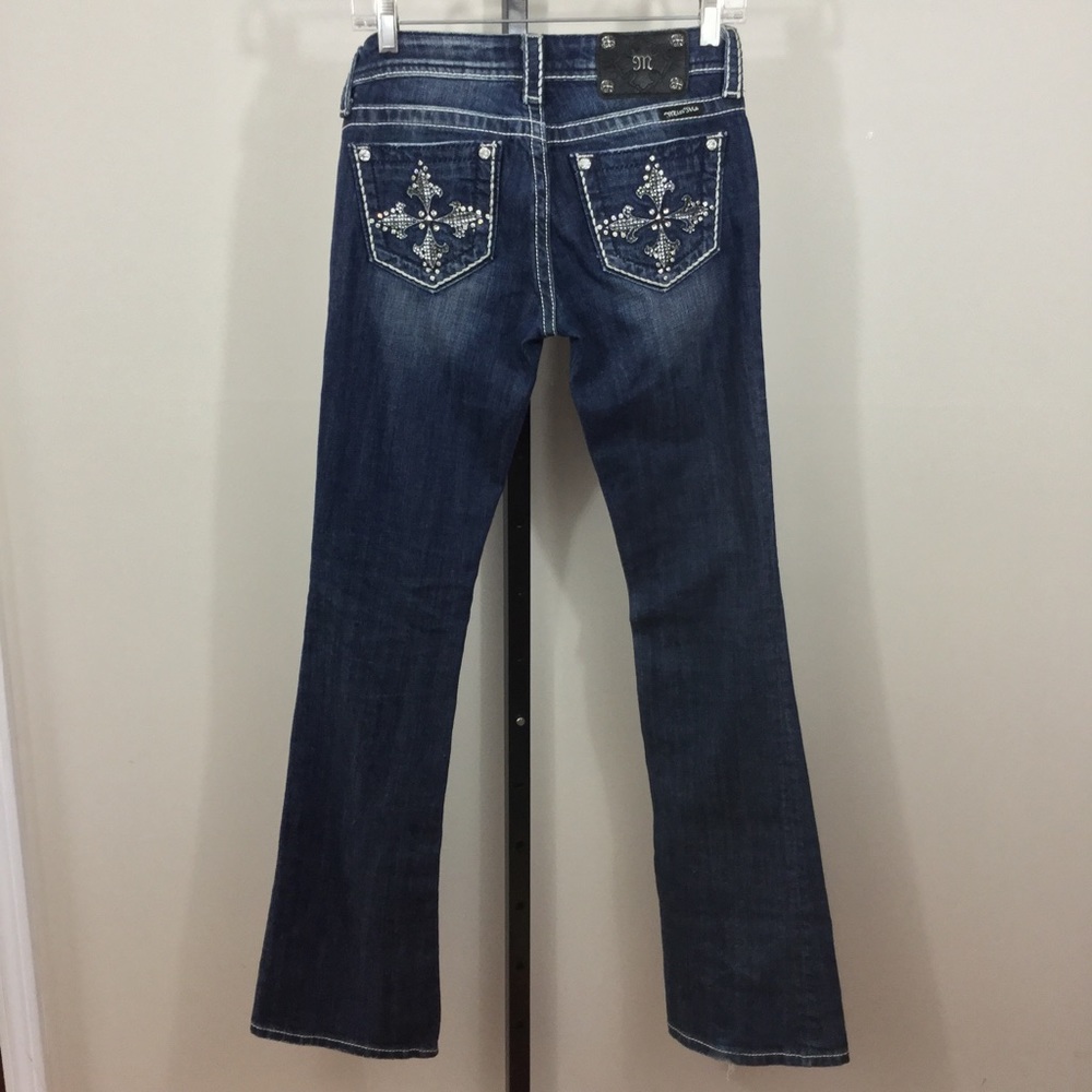 🌺Distressed & Embellished Miss Me Jeans🌺 - Picture 2 of 7