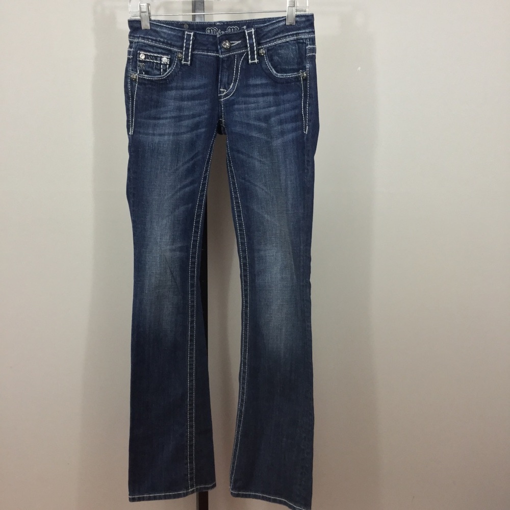 🌺Distressed & Embellished Miss Me Jeans🌺 - Picture 6 of 7