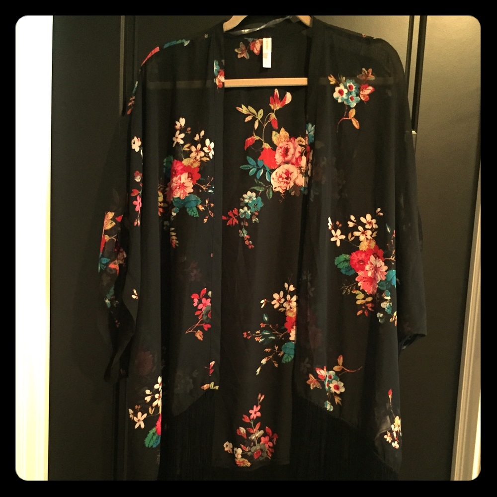 Black floral kimono.