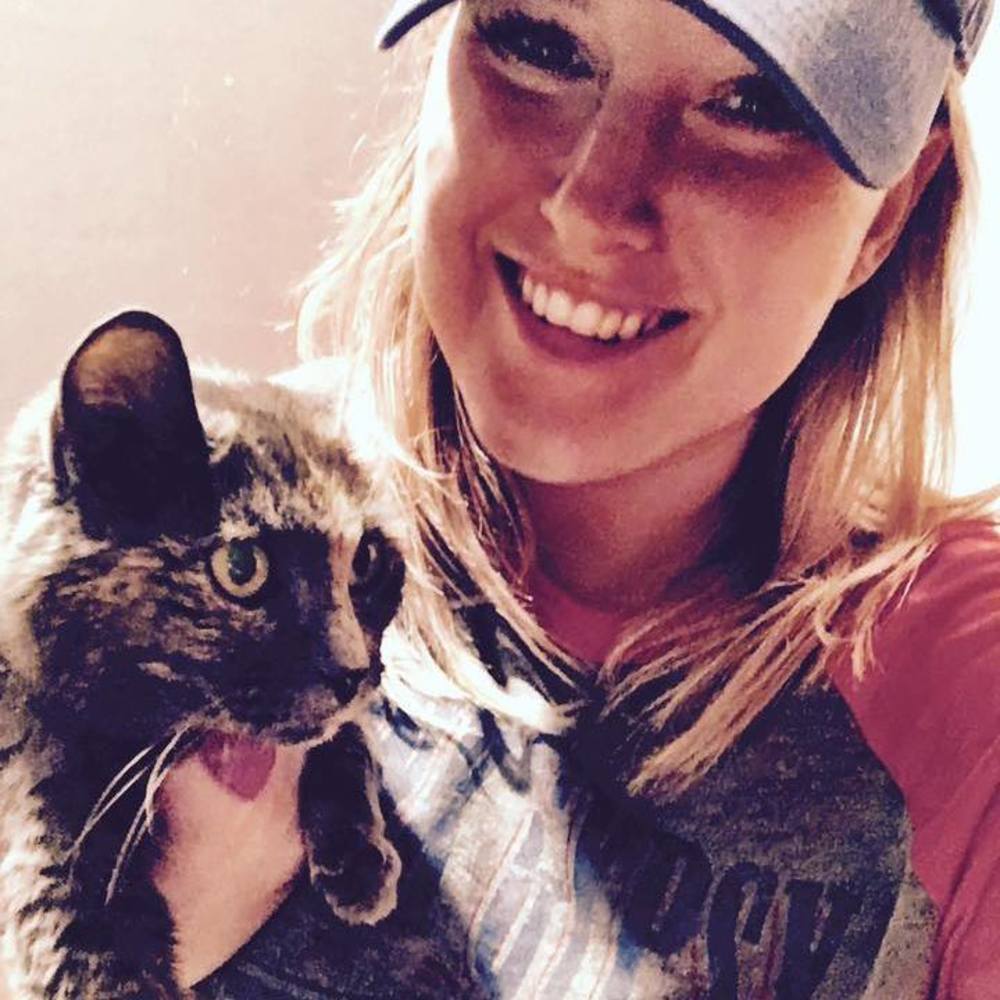 Meet your Posher, Halie