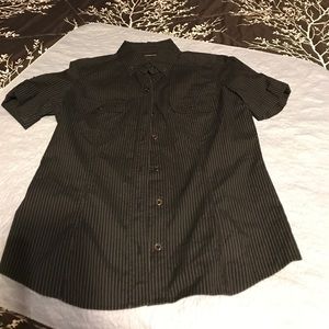 Ladies button up top