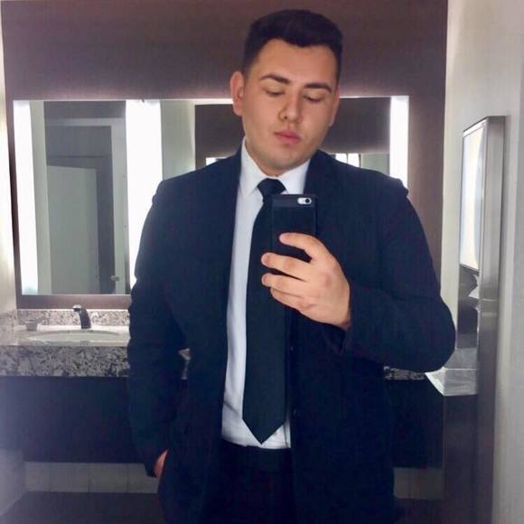 Meet your Posher, David - Picture 1 of 1