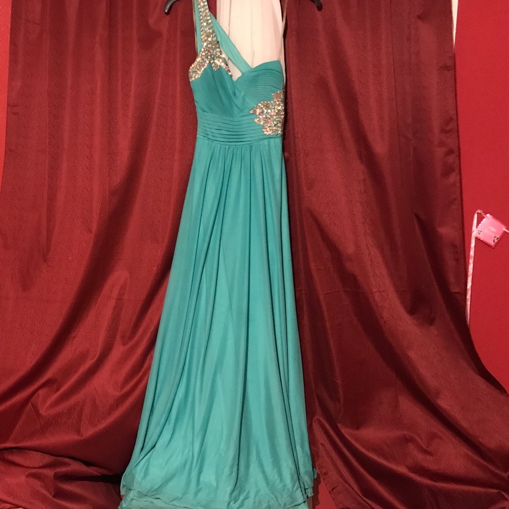 Turquoise long prom dress 👗