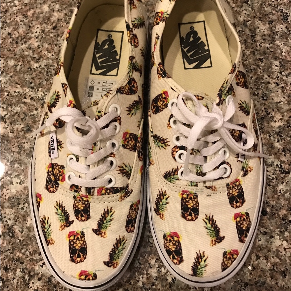 VANS tiki pineapple skulls!