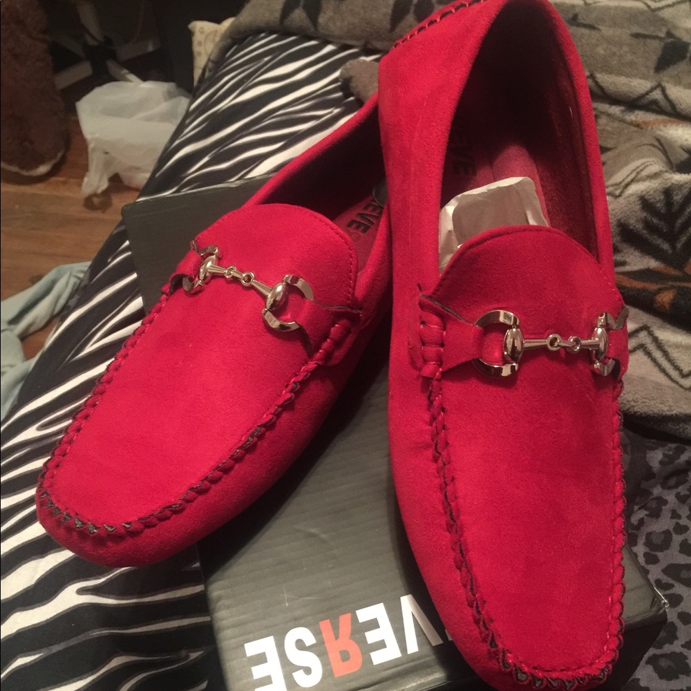 Brand new never wore just brought wrong size.