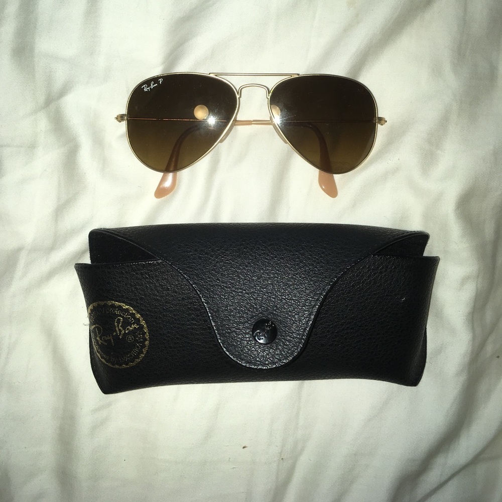 Gold Aviator Ray-Bans polarized