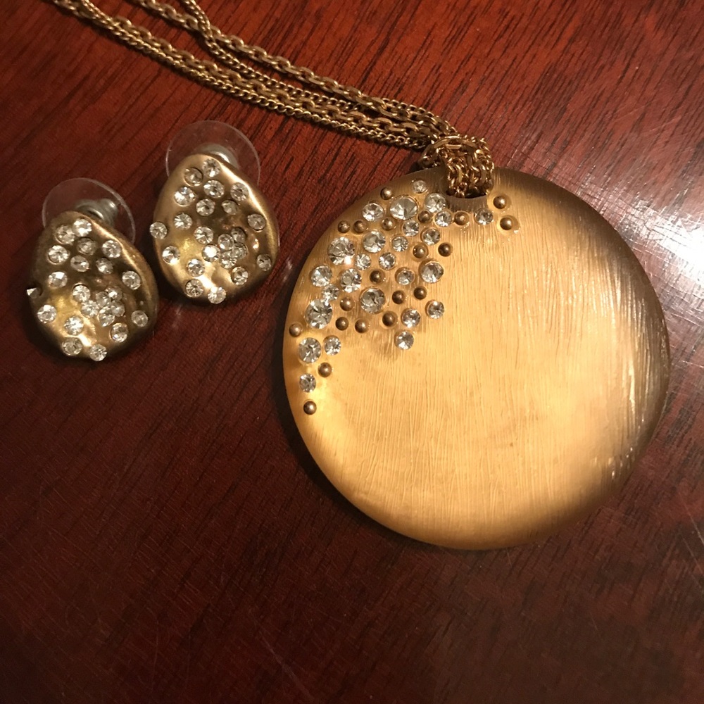 Necklace and earrings