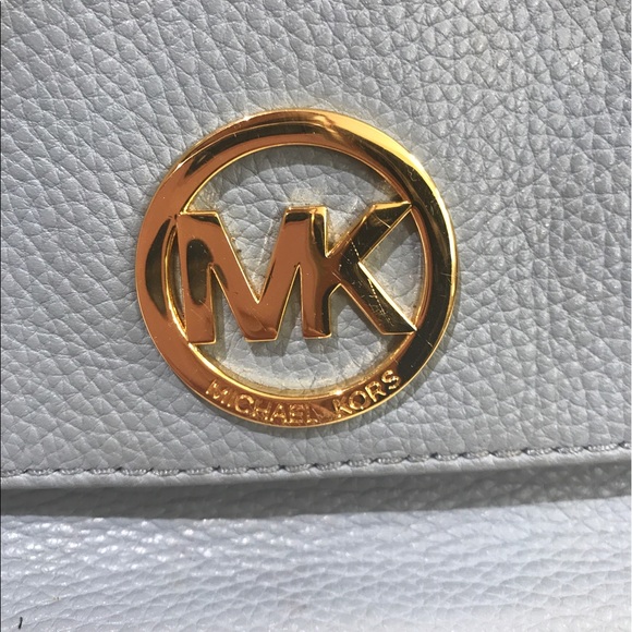 Michael Kors handbag with two way strap - Picture 4 of 8