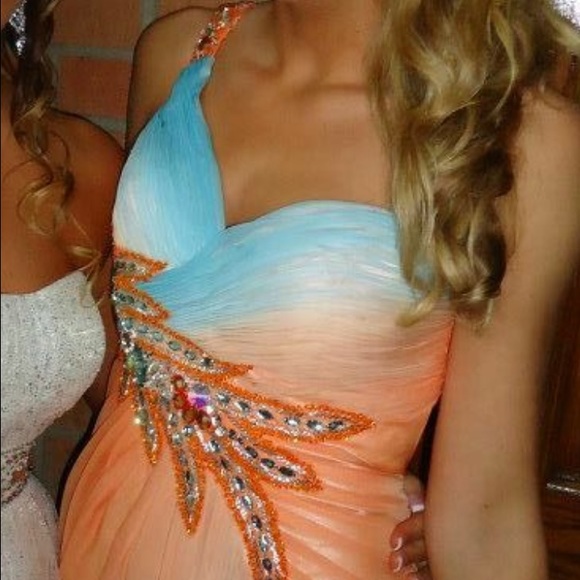 Prom Dress - Picture 4 of 4