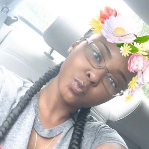 Meet your Posher, Jazmine