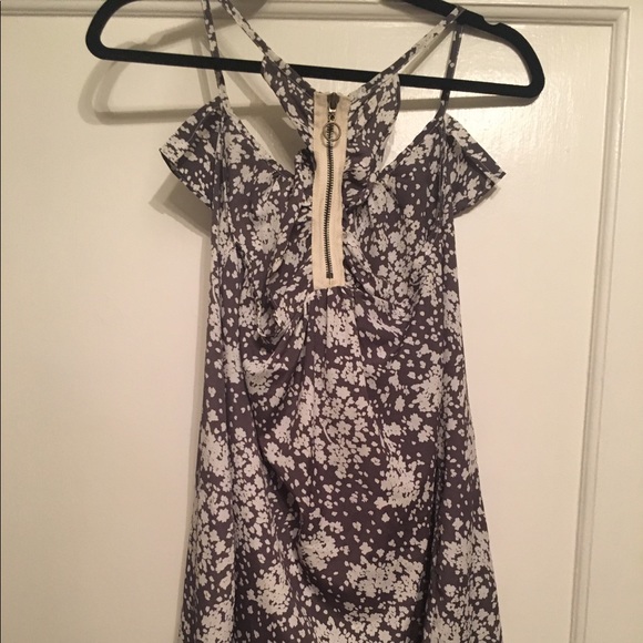 Floral Ruffle Dress - Picture 2 of 3