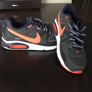 Nike Air Max Command