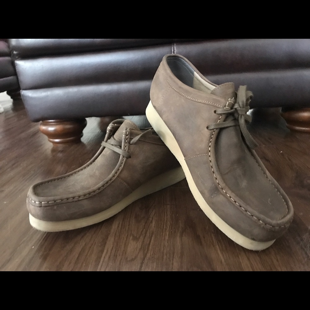 Clarks Wallabee