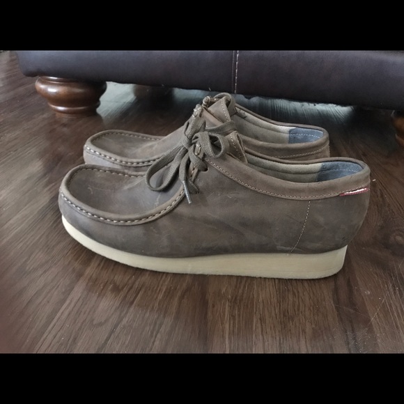 Clarks Wallabee