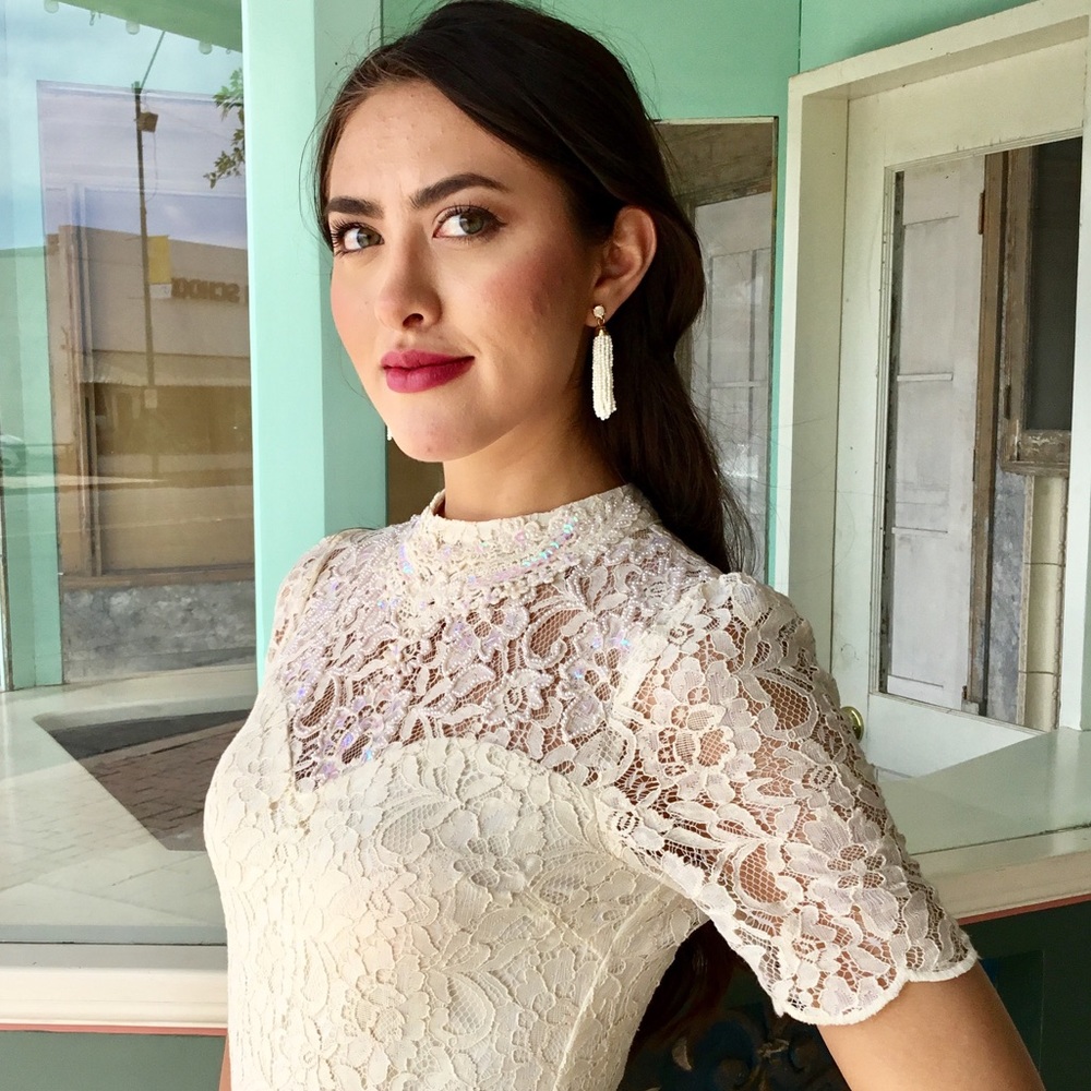 Lace Creme Dress-LAST ONE - Picture 5 of 7