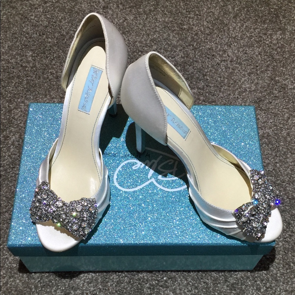 Betsey Johnson Pumps