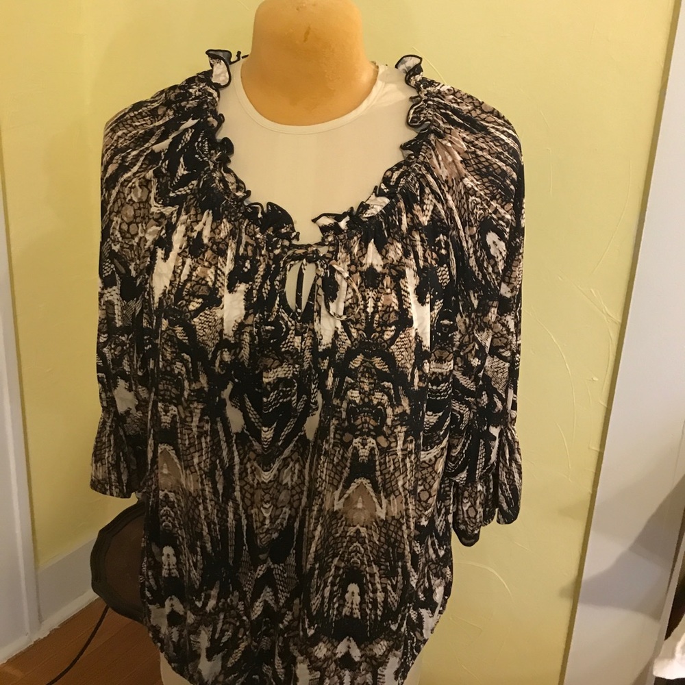 Plus Size Snake Print Top - image 3