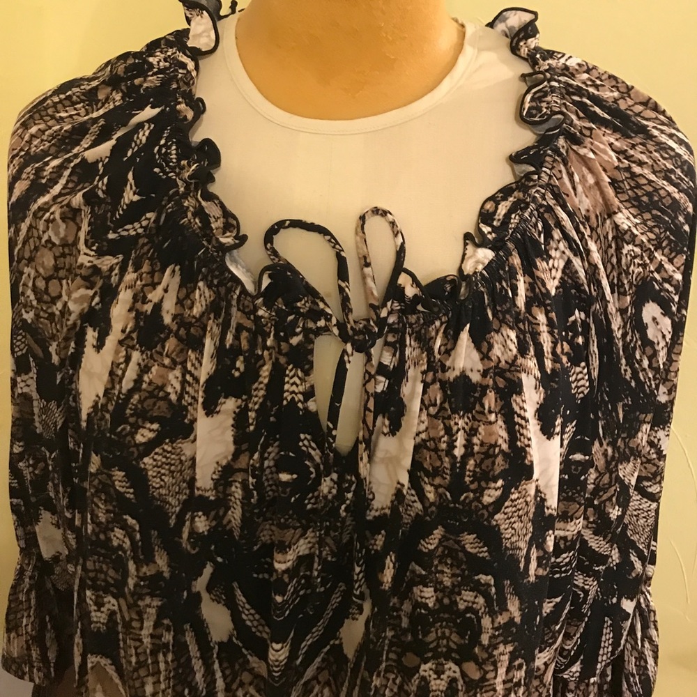 Plus Size Snake Print Top - image 2