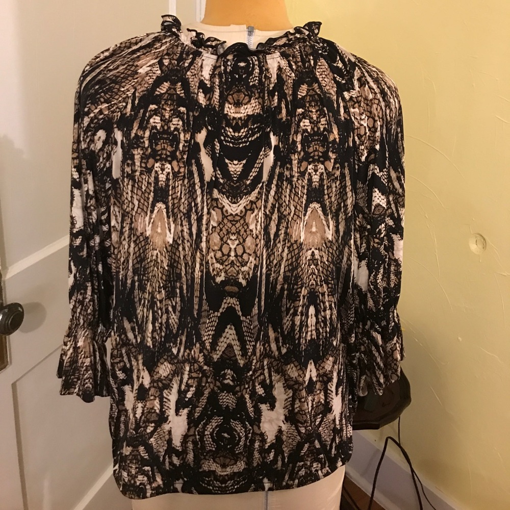Plus Size Snake Print Top - image 6