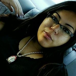 Meet your Posher, Lori