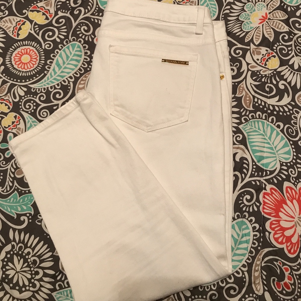 Michael Kors white Capri's