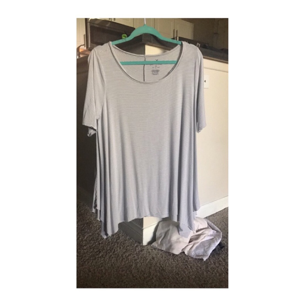 American Eagle shirt