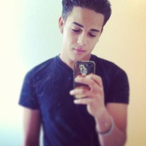 Meet your Posher, Javier