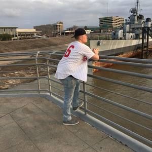 Meet your Posher, Kamron