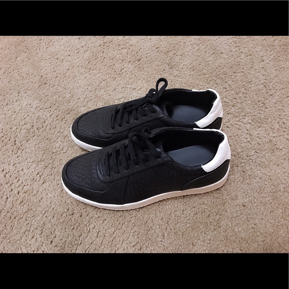 Men's shoes
