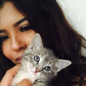 Meet your Posher, Mayra