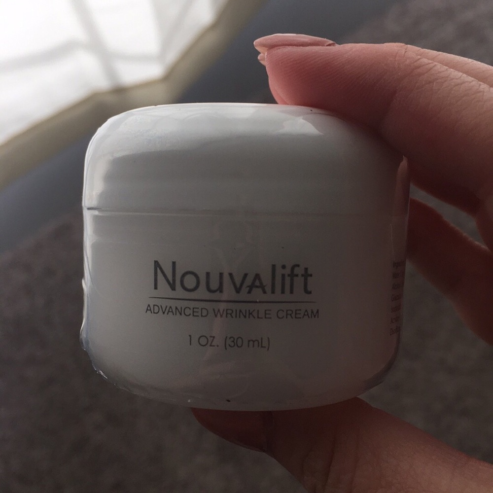 Nouvalift wrinkle cream new!!