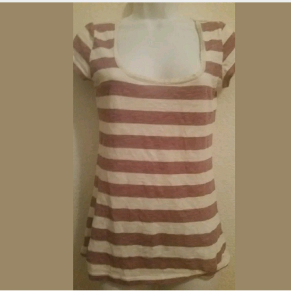 Lace back tee